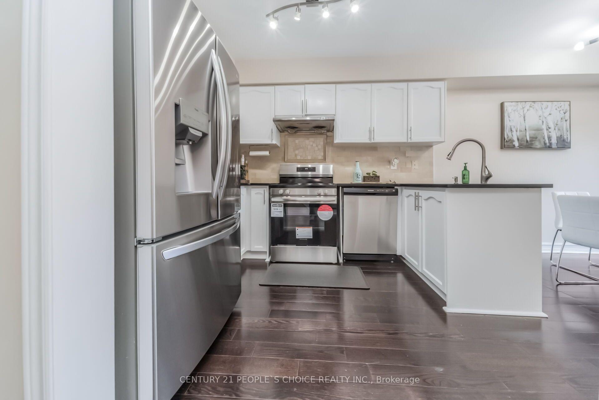 Photo 8 of 644 Madame Street, Mississauga, Meadowvale Village — HOMEH