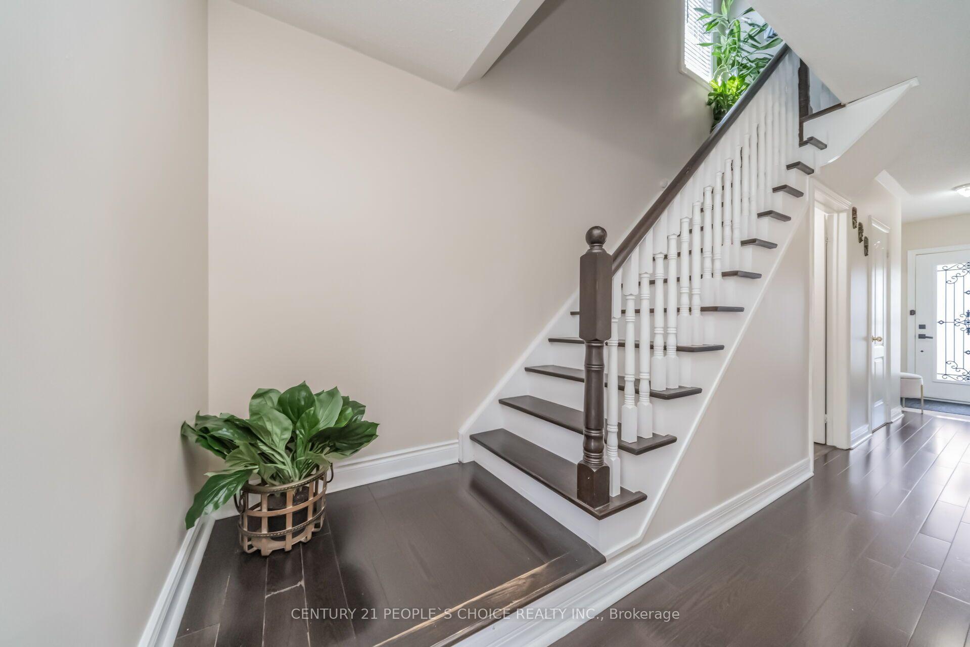 Photo 20 of 644 Madame Street, Mississauga, Meadowvale Village — HOMEH