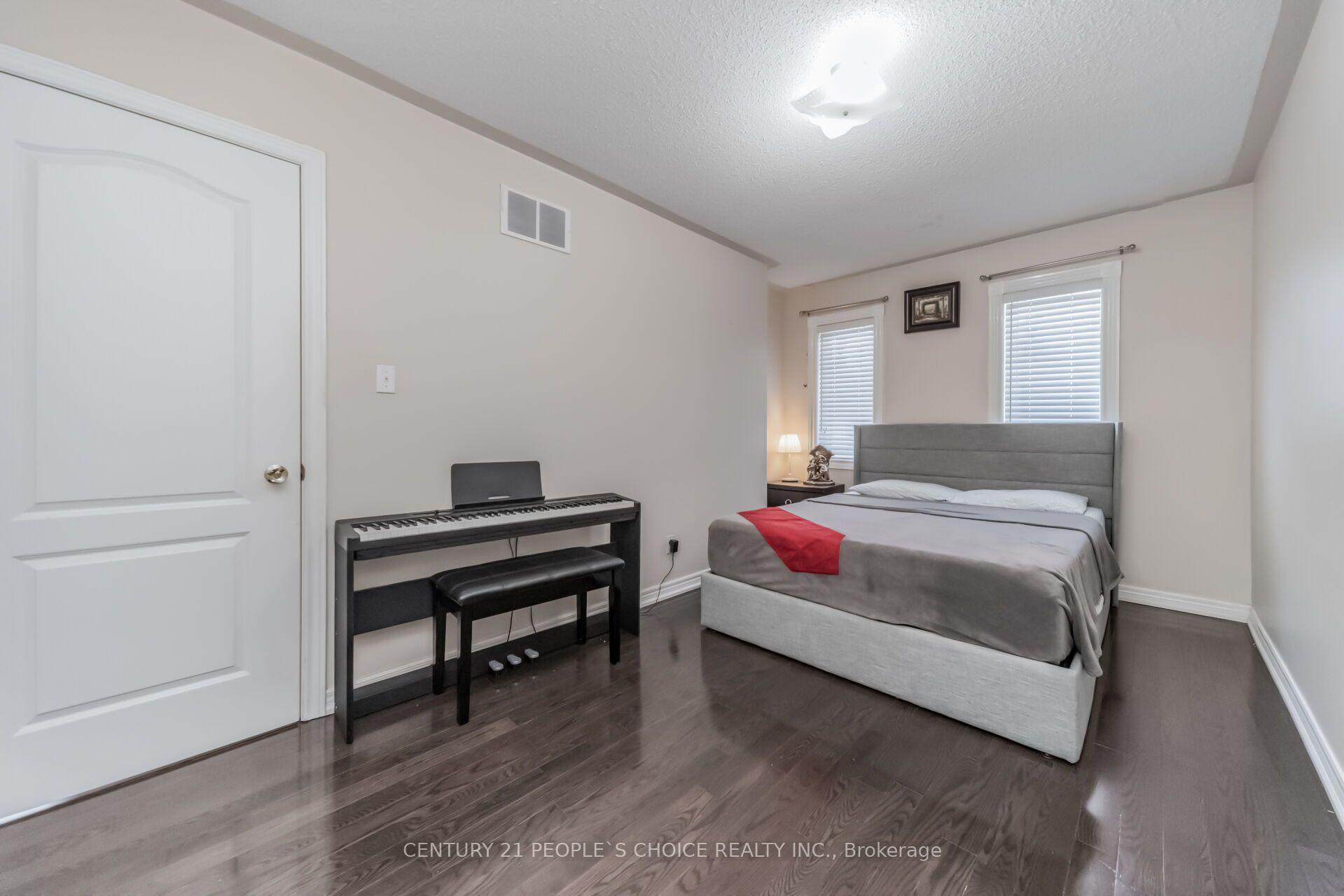 Photo 29 of 644 Madame Street, Mississauga, Meadowvale Village — HOMEH
