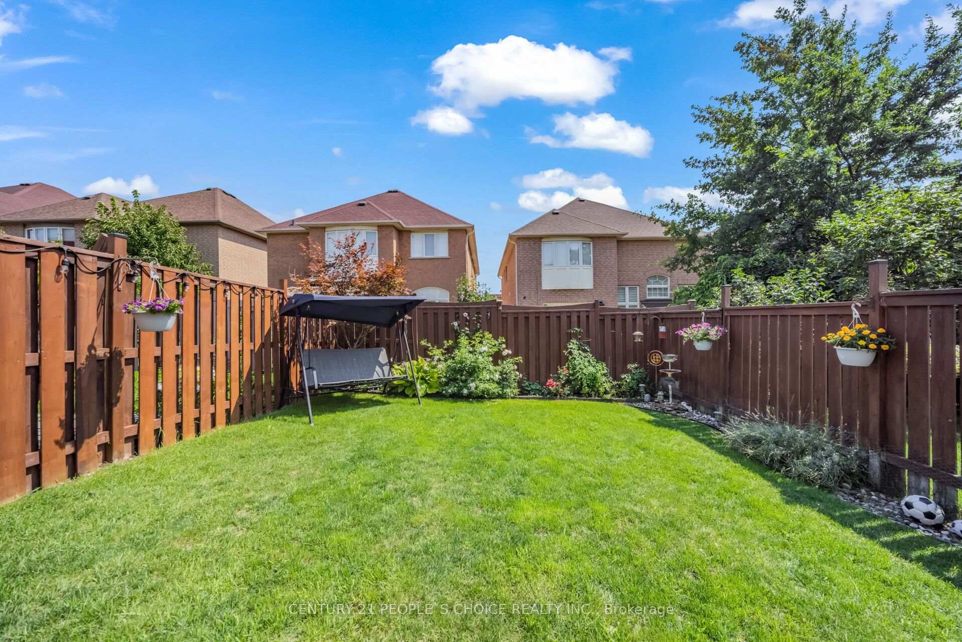 Photo 43 of 644 Madame Street, Mississauga, Meadowvale Village — HOMEH