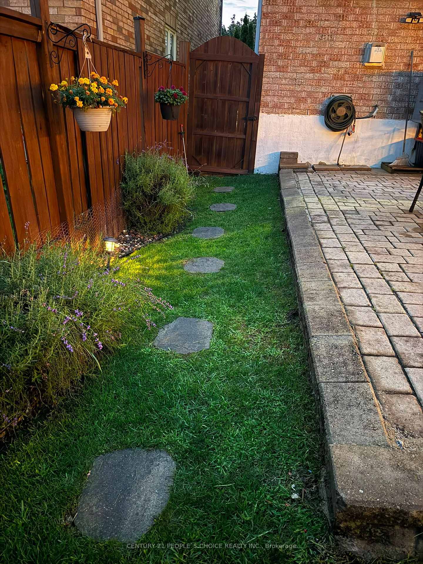 Photo 46 of 644 Madame Street, Mississauga, Meadowvale Village — HOMEH