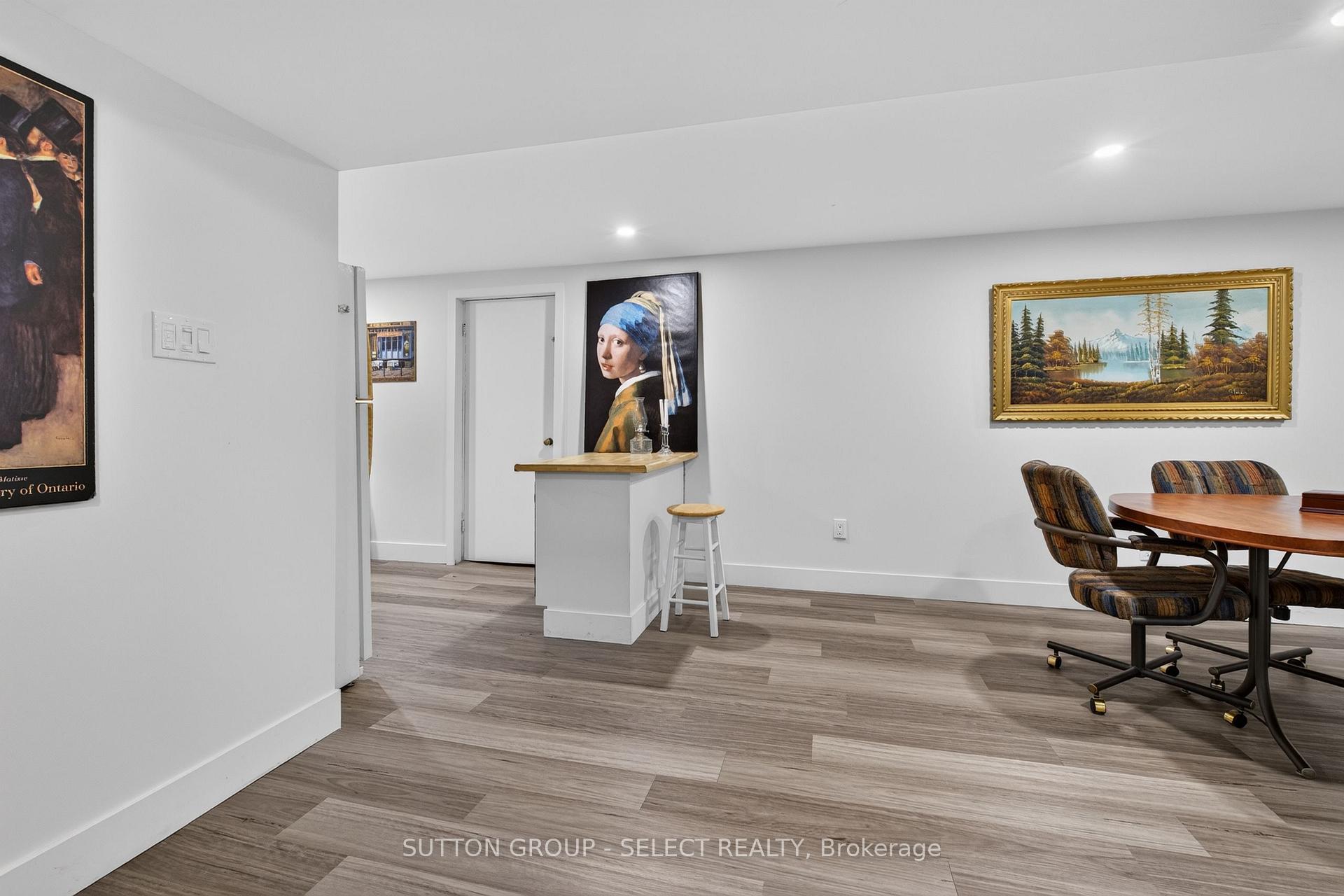 Photo 24 of 172 Fairhaven Circle, London, East O — HOMEH