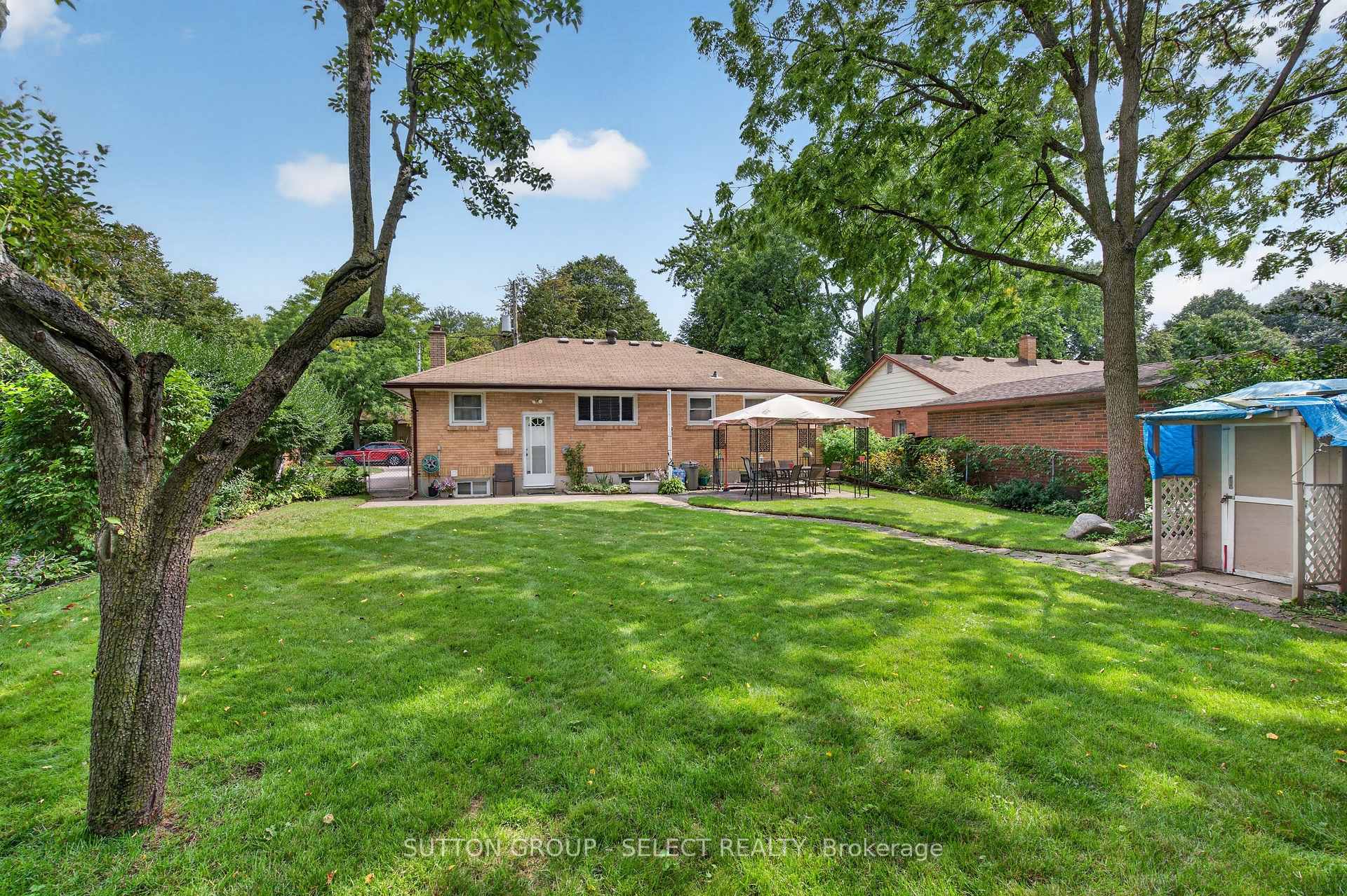 Photo 41 of 172 Fairhaven Circle, London, East O — HOMEH