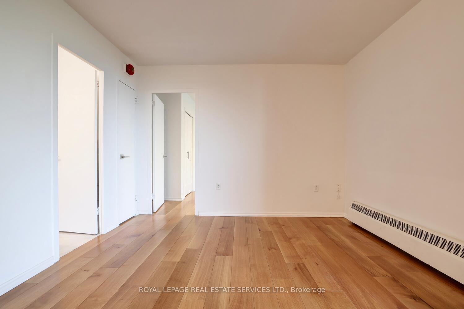 Photo 17 of Unit 104, 41 Lake Shore Drive, Etobicoke, New Toronto — HOMEH