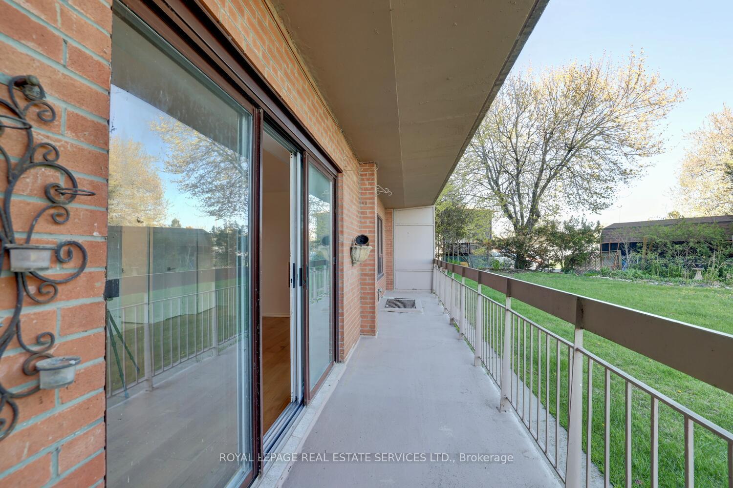 Photo 26 of Unit 104, 41 Lake Shore Drive, Etobicoke, New Toronto — HOMEH