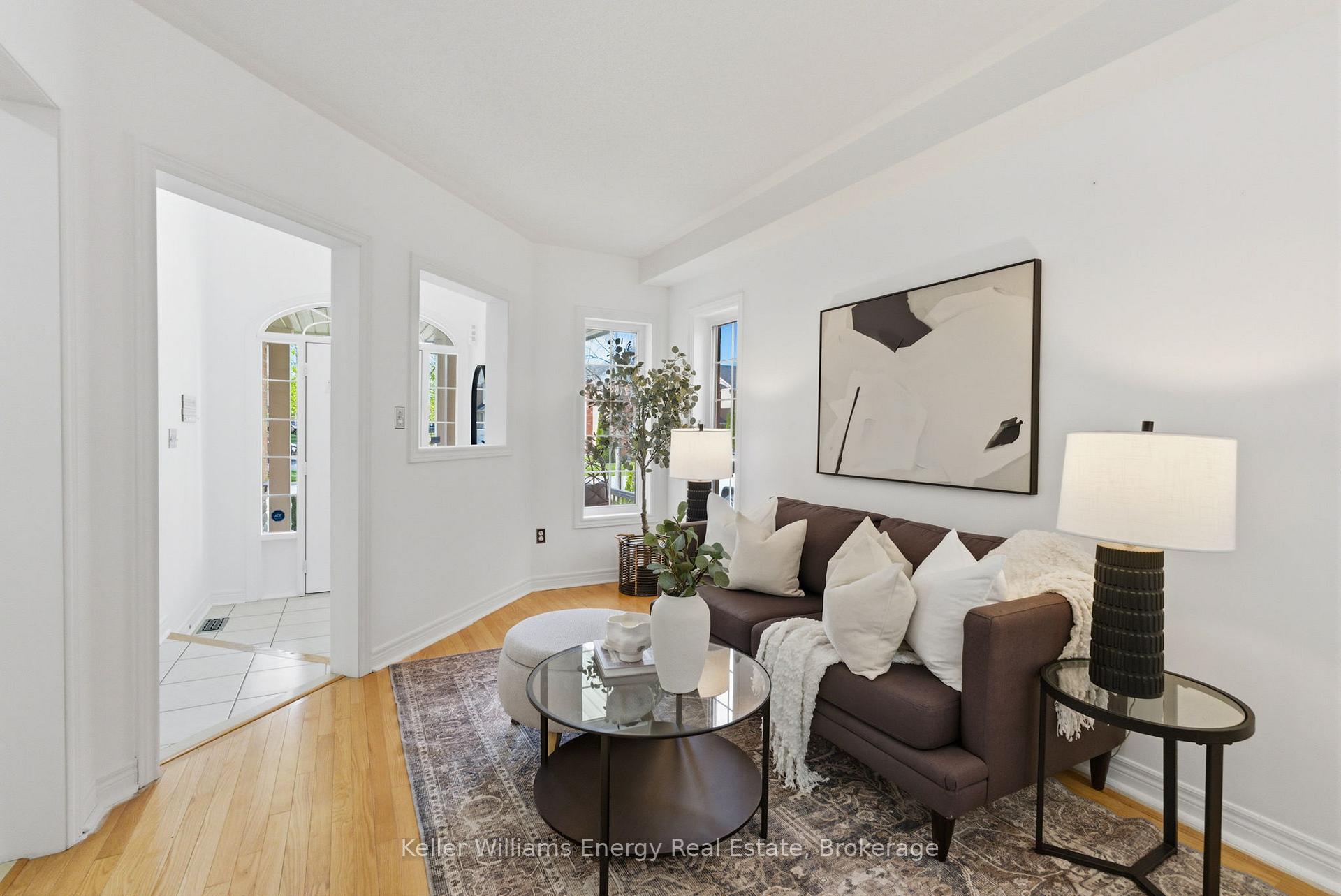 Photo 7 of 338 Dowson Loop, Newmarket, Woodland Hill — HOMEH