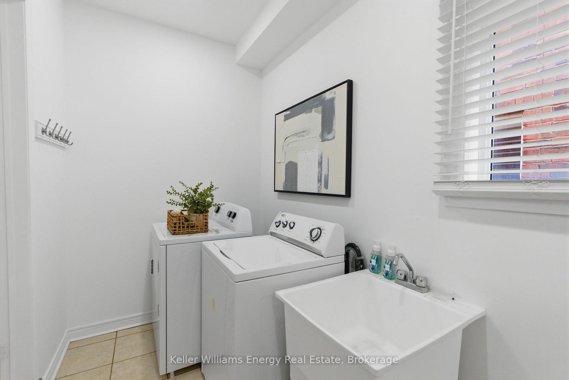 Photo 22 of 338 Dowson Loop, Newmarket, Woodland Hill — HOMEH