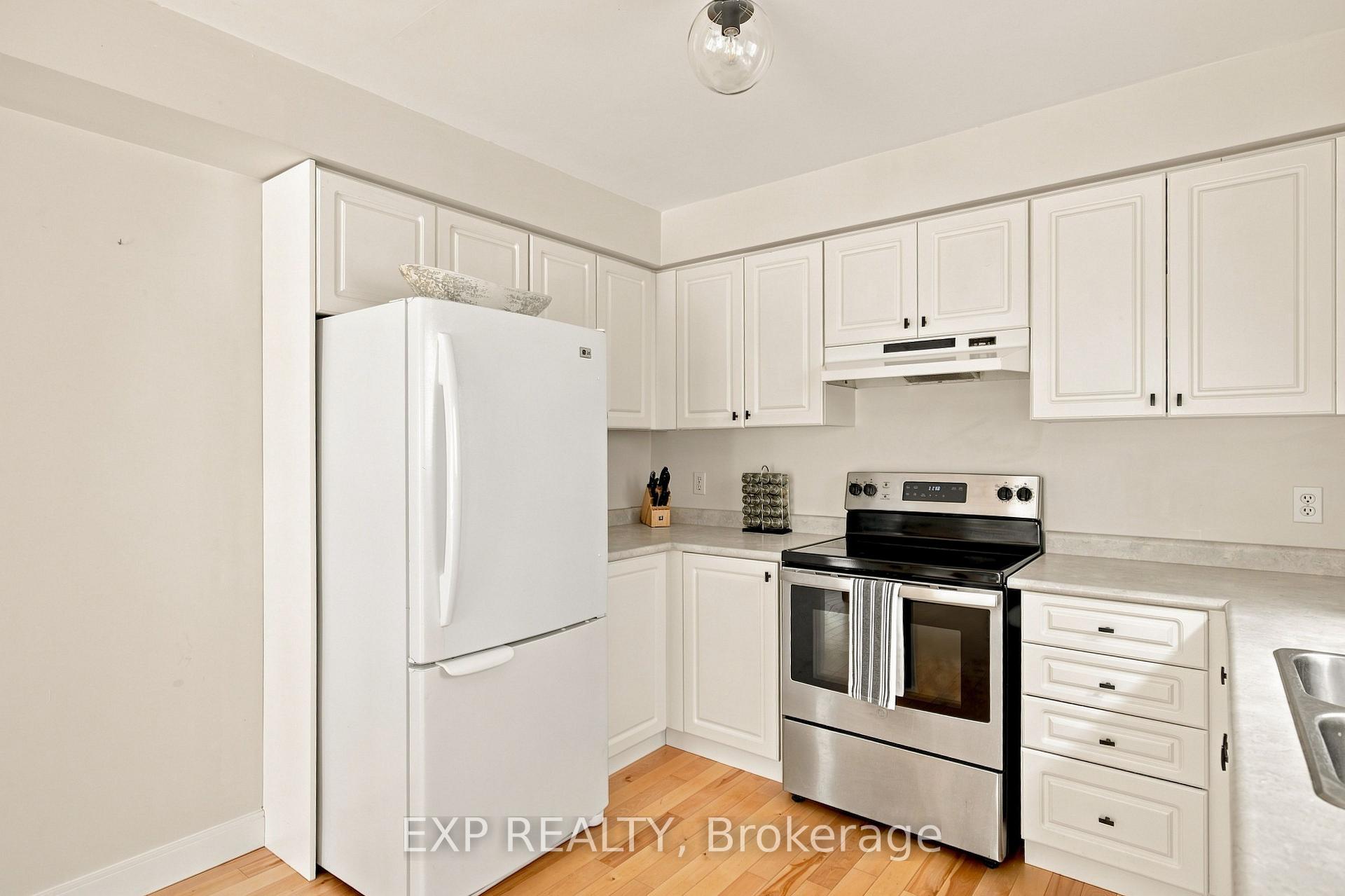 Photo 16 of 711 New Hampshire Street, Waterloo, Eastbridge — HOMEH