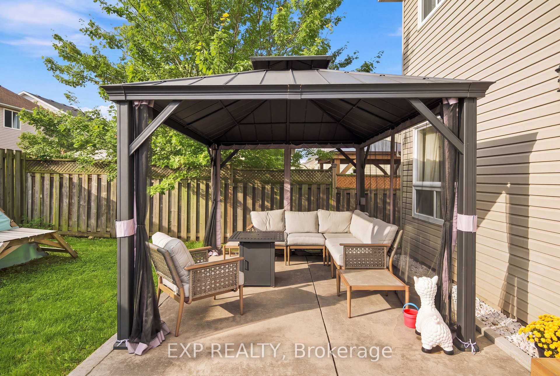 Photo 36 of 711 New Hampshire Street, Waterloo, Eastbridge — HOMEH