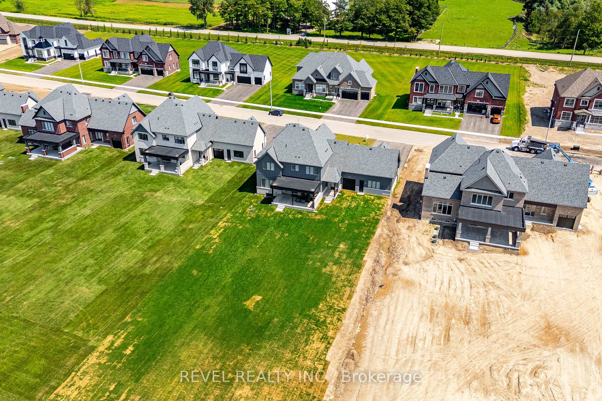 Photo 50 of 36 Ewing Way, Amaranth, Rural Amaranth — HOMEH