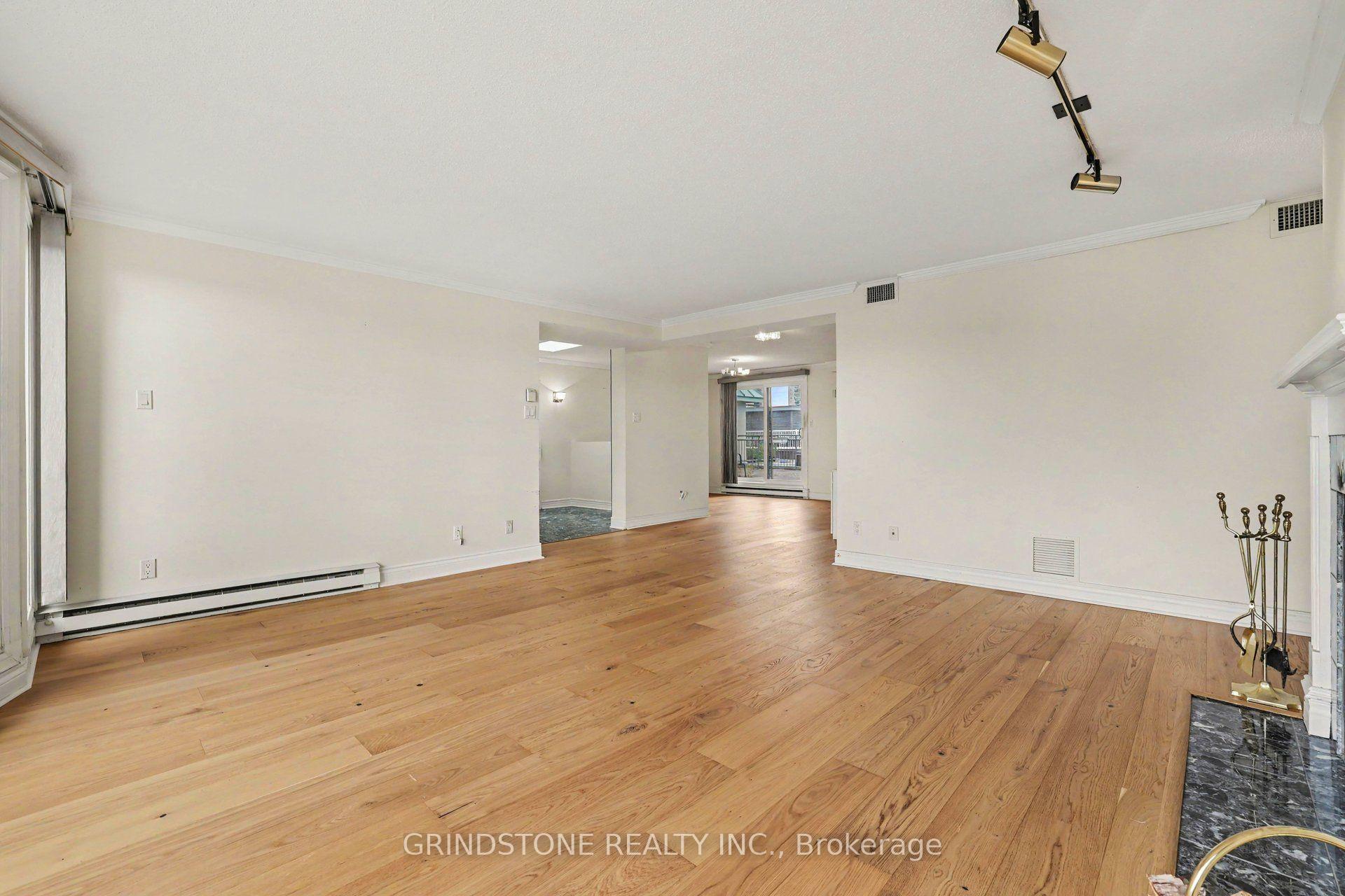 Photo 6 of Unit PH5, 959 North River Road, Ottawa, Overbrook — HOMEH