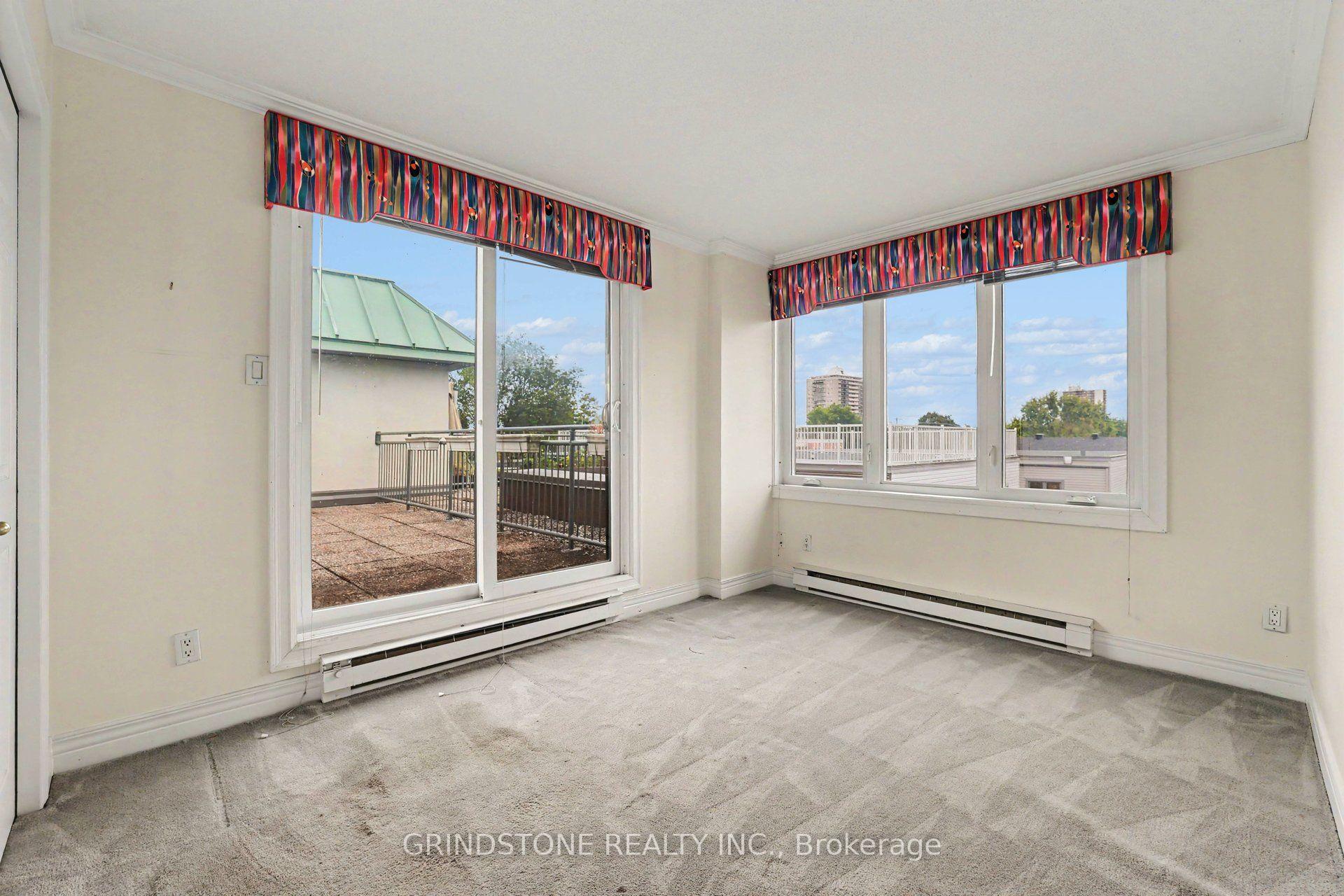 Photo 15 of Unit PH5, 959 North River Road, Ottawa, Overbrook — HOMEH