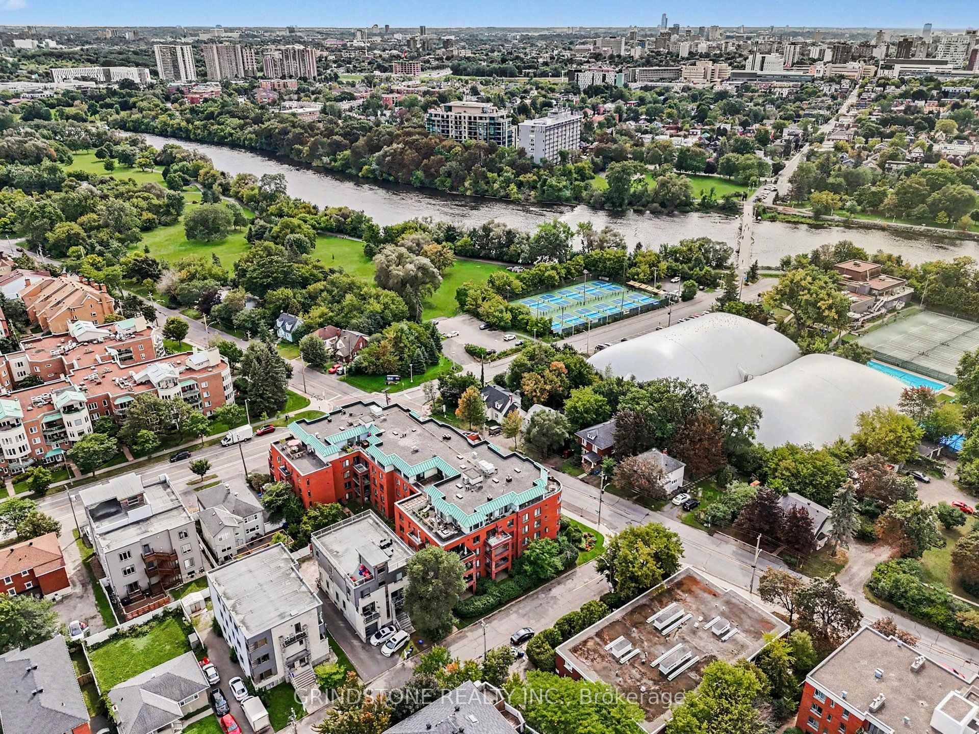 Photo 25 of Unit PH5, 959 North River Road, Ottawa, Overbrook — HOMEH