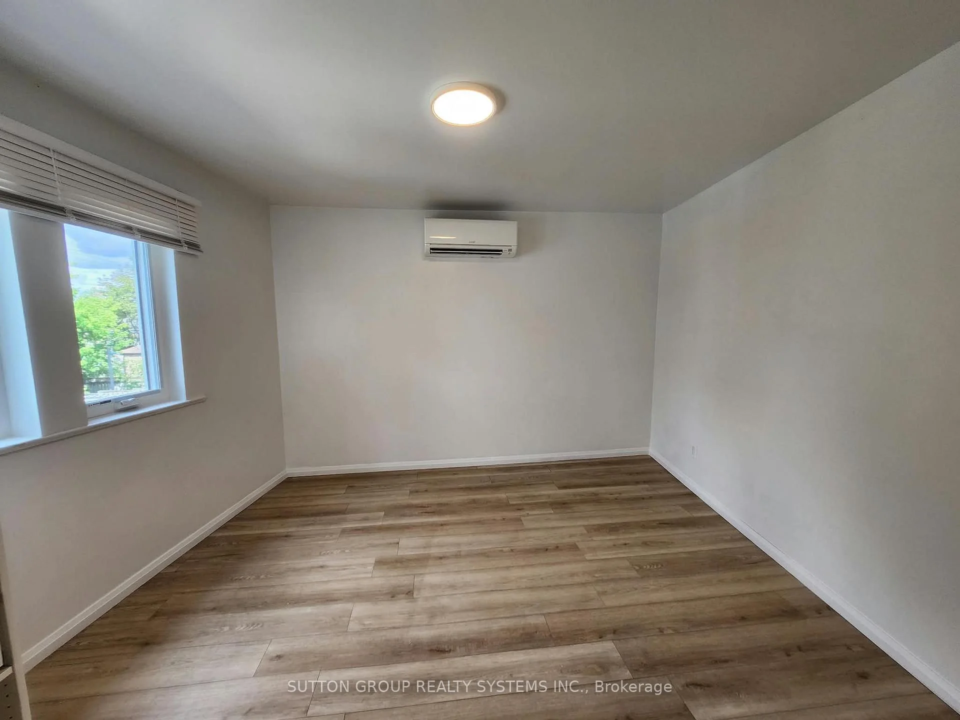 Photo 15 of Unit 2nd Floor, 616 Rogers Road, Toronto, Keelesdale-Eglinton West — HOMEH