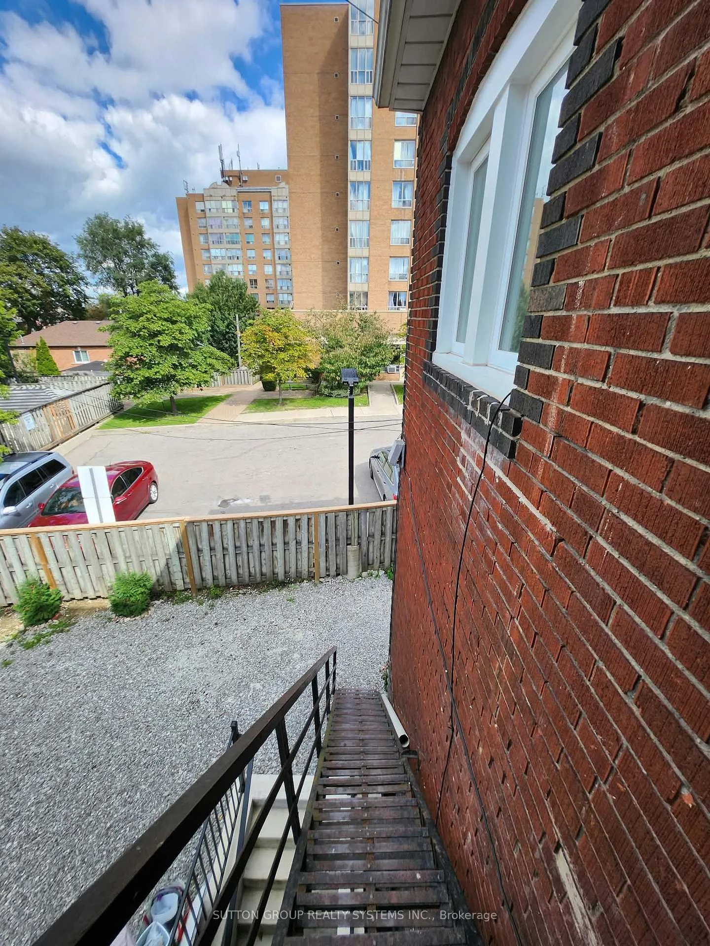 Photo 18 of Unit 2nd Floor, 616 Rogers Road, Toronto, Keelesdale-Eglinton West — HOMEH