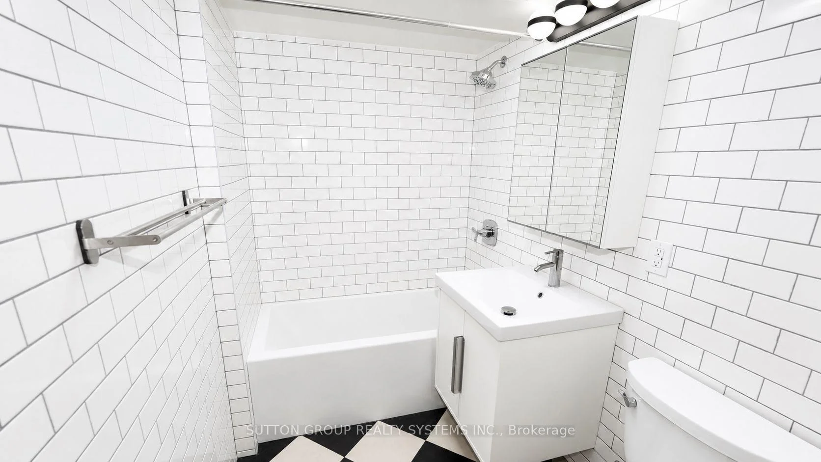 Photo 22 of Unit 2nd Floor, 616 Rogers Road, Toronto, Keelesdale-Eglinton West — HOMEH