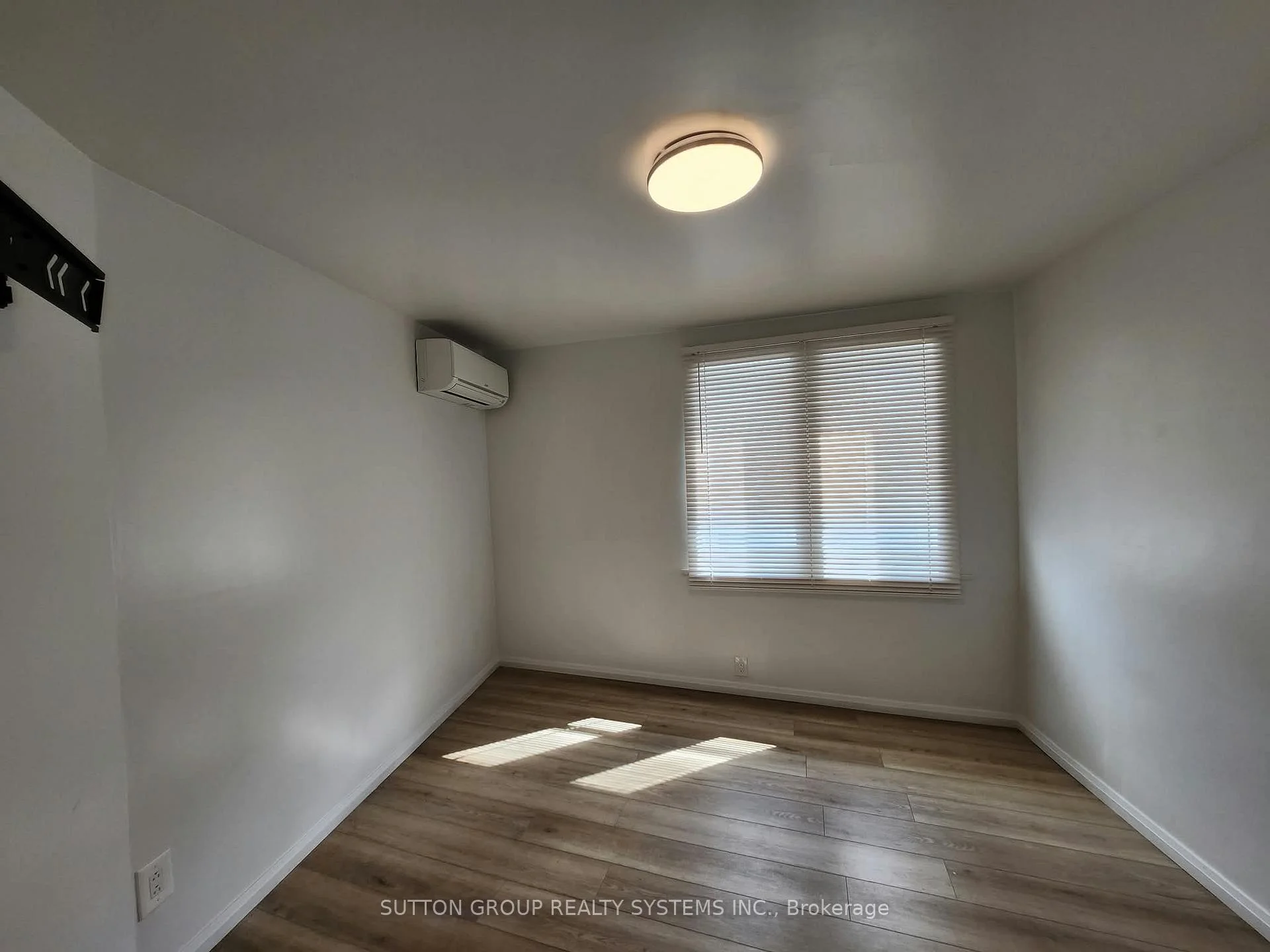 Photo 24 of Unit 2nd Floor, 616 Rogers Road, Toronto, Keelesdale-Eglinton West — HOMEH
