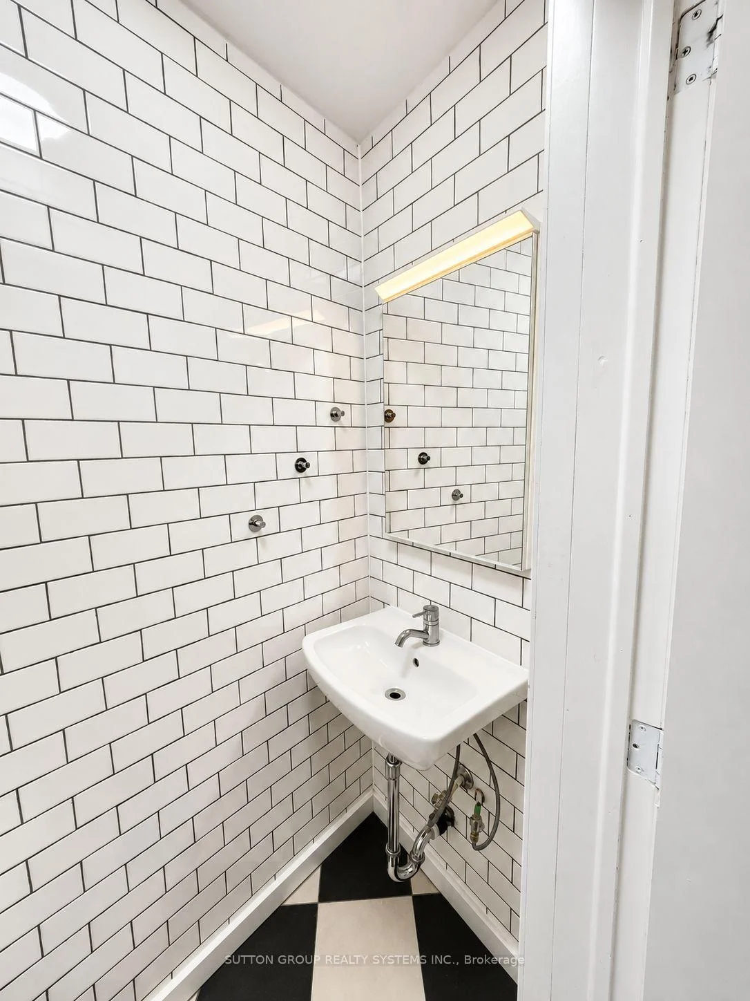 Photo 52 of Unit 2nd Floor, 616 Rogers Road, Toronto, Keelesdale-Eglinton West — HOMEH
