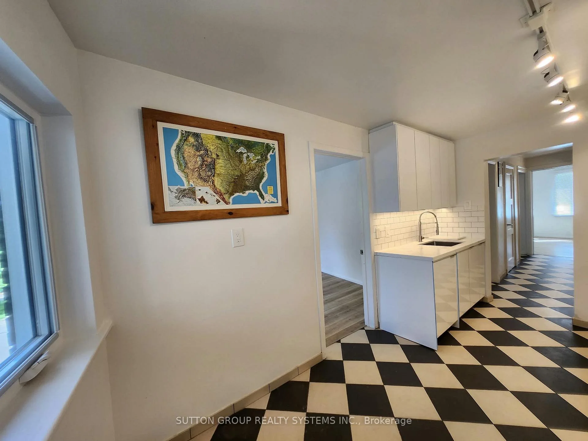 Photo 53 of Unit 2nd Floor, 616 Rogers Road, Toronto, Keelesdale-Eglinton West — HOMEH