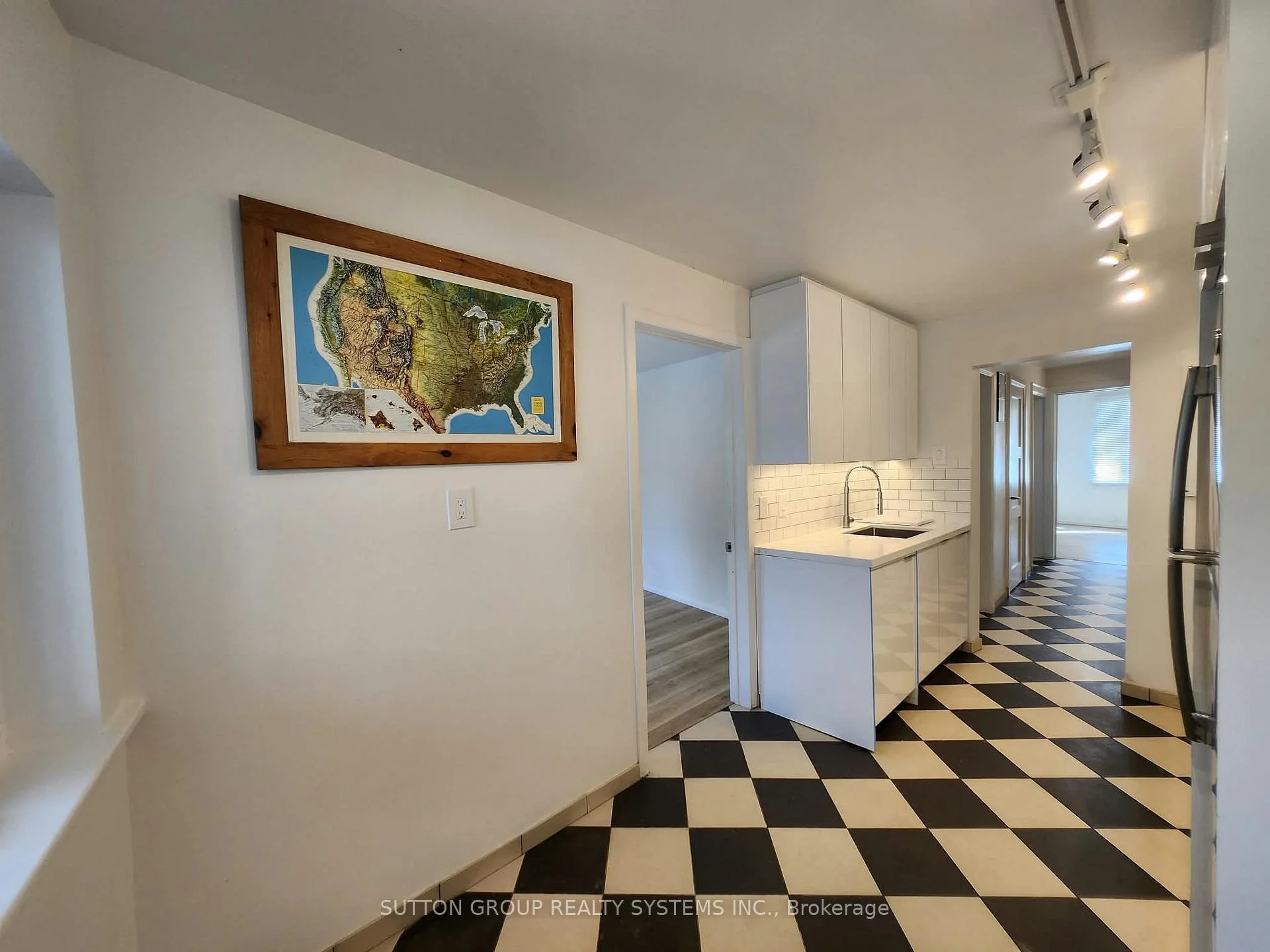 Photo 56 of Unit 2nd Floor, 616 Rogers Road, Toronto, Keelesdale-Eglinton West — HOMEH