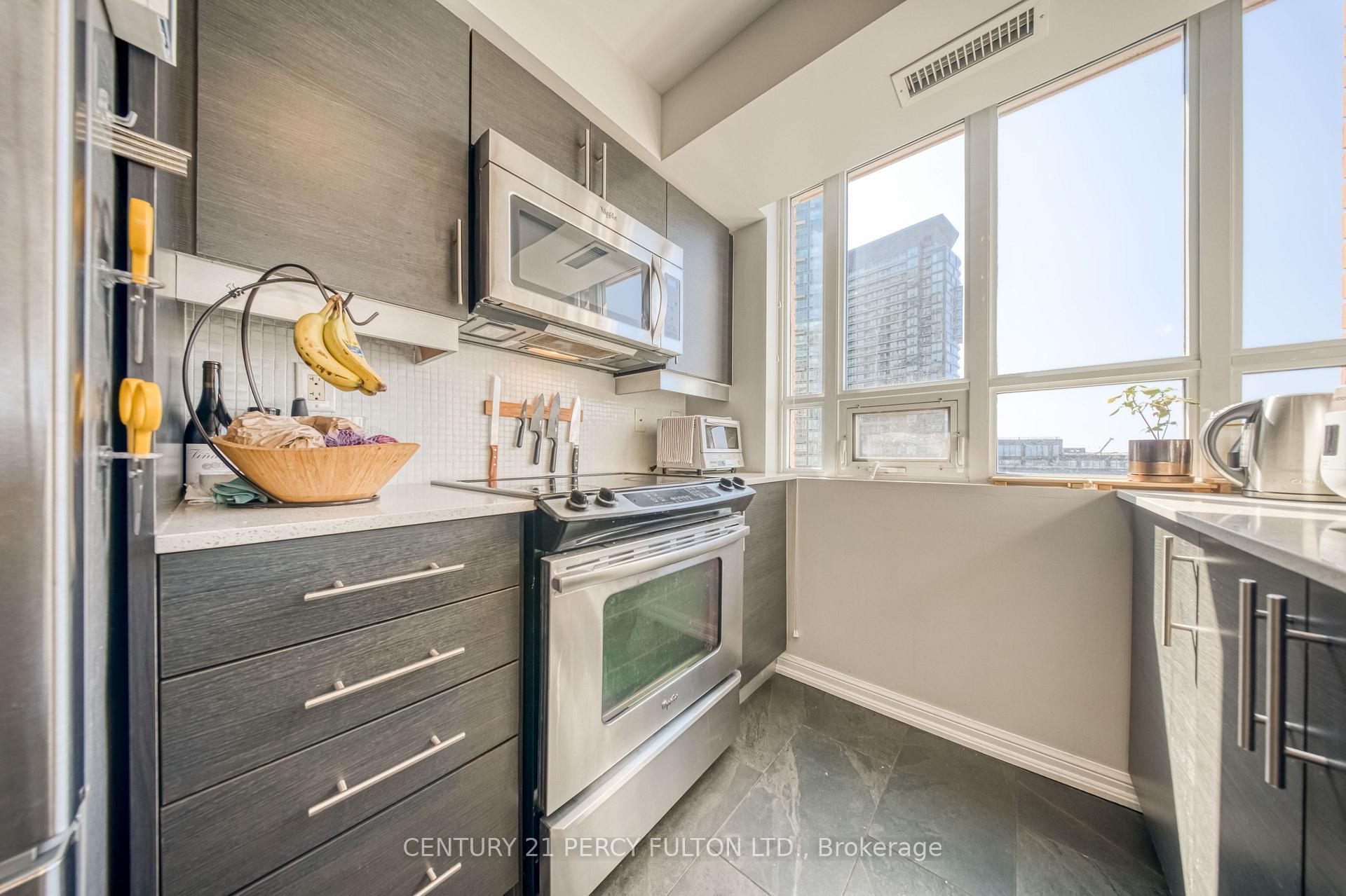 Photo 7 of Unit 1010, 125 Western Battery Road, Toronto, Niagara — HOMEH
