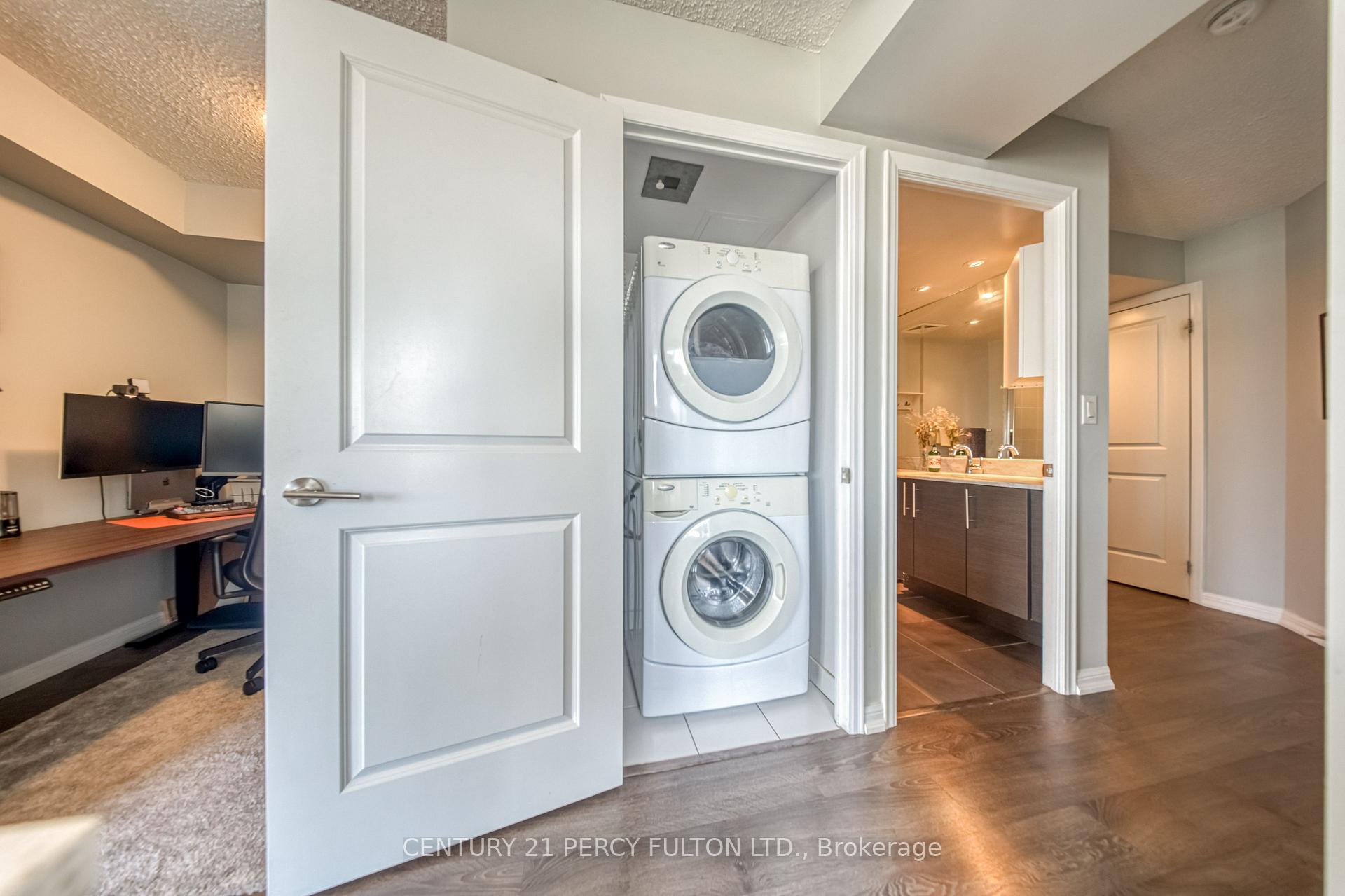 Photo 10 of Unit 1010, 125 Western Battery Road, Toronto, Niagara — HOMEH