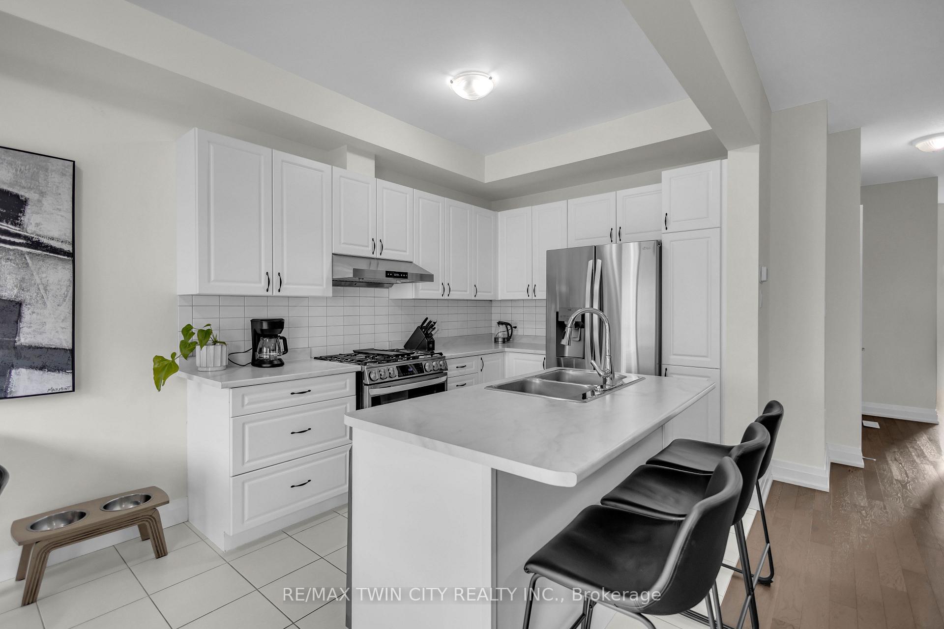 Photo 9 of 536 Grey Street, Brantford, Echo Place — HOMEH