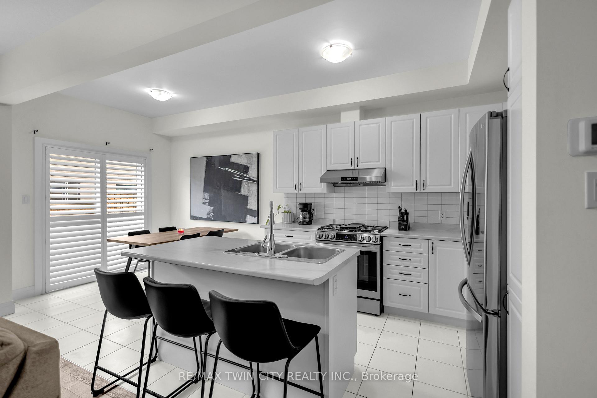 Photo 10 of 536 Grey Street, Brantford, Echo Place — HOMEH