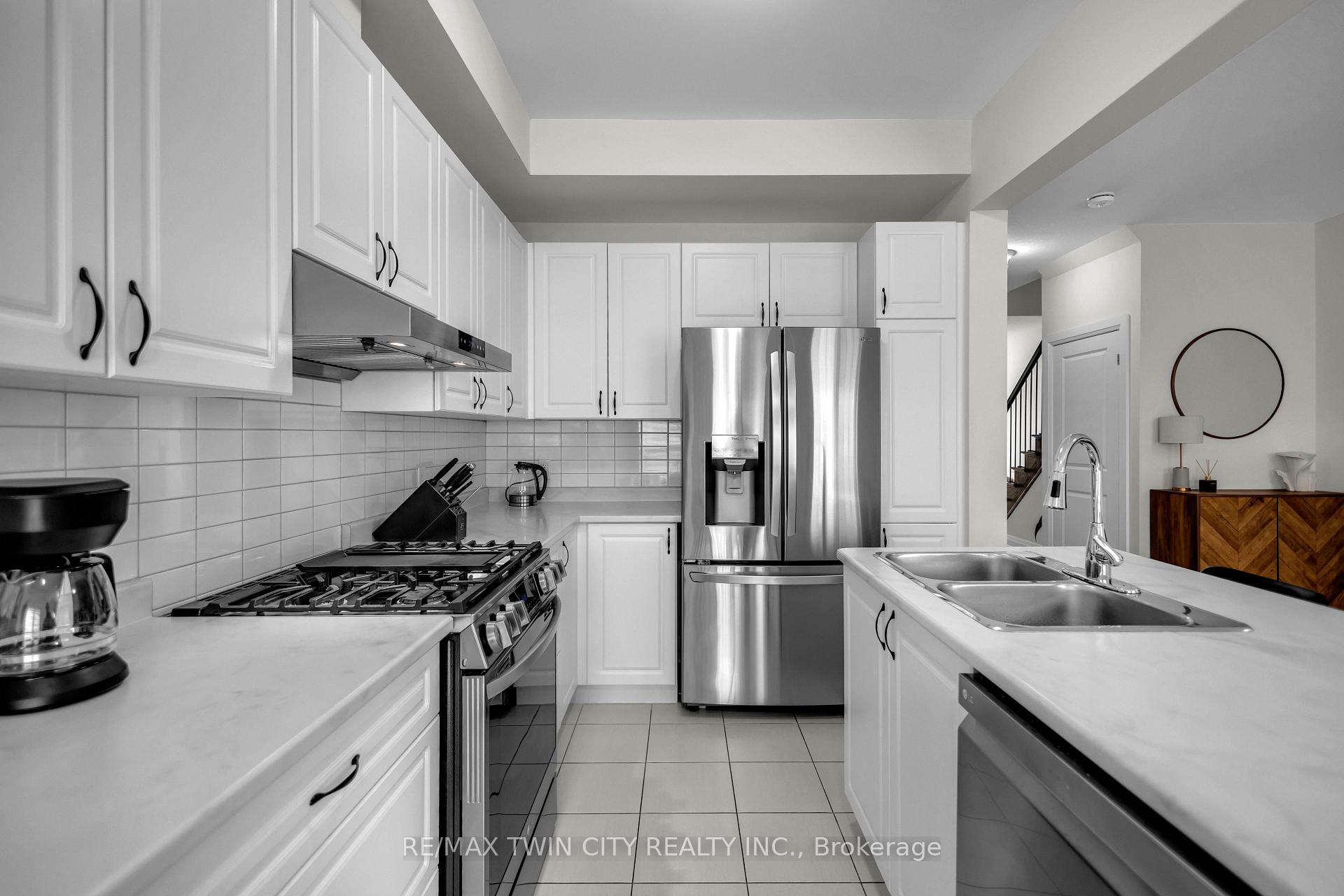 Photo 12 of 536 Grey Street, Brantford, Echo Place — HOMEH