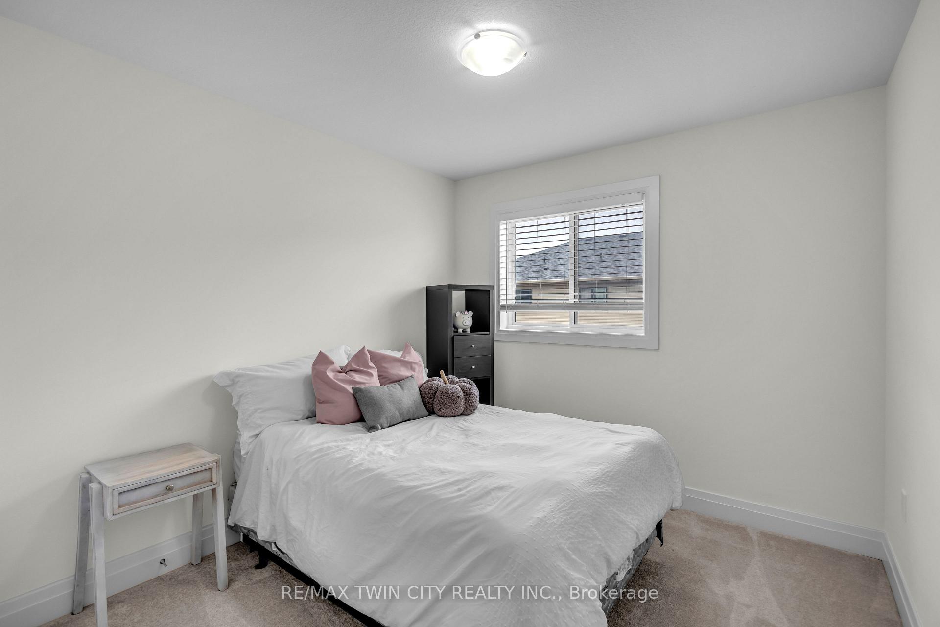 Photo 20 of 536 Grey Street, Brantford, Echo Place — HOMEH
