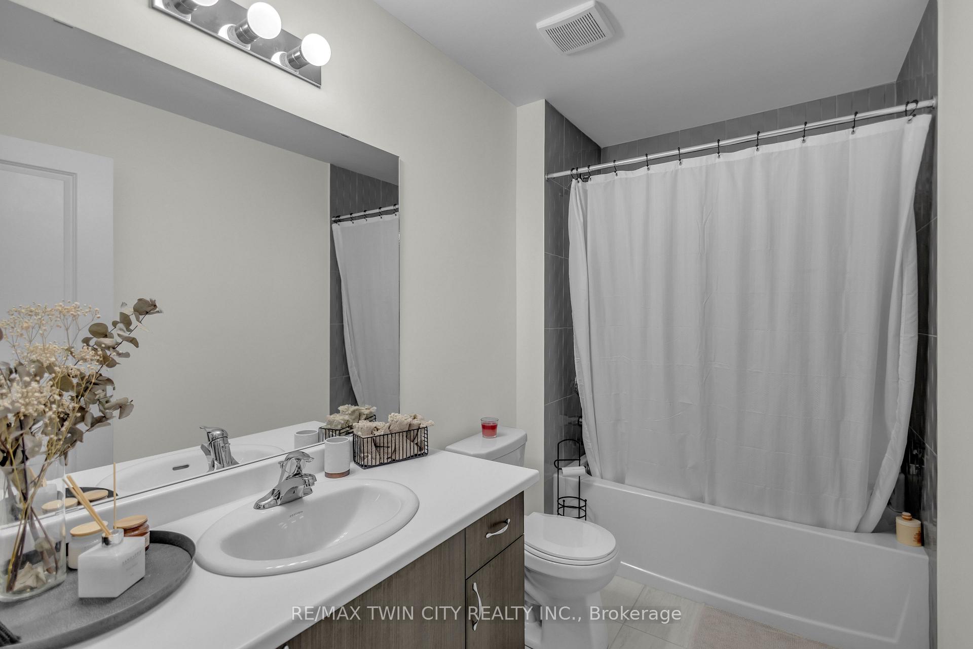 Photo 24 of 536 Grey Street, Brantford, Echo Place — HOMEH