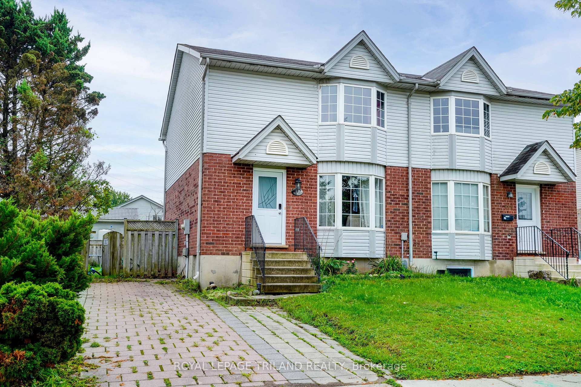 Photo 1 of 267 Fleming Drive, London, East D — HOMEH