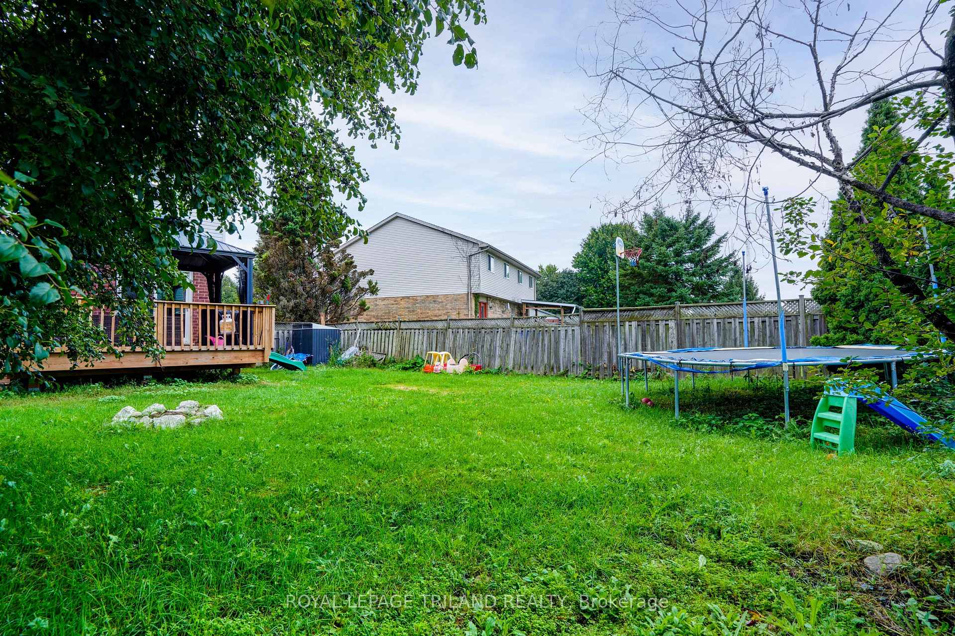 Photo 25 of 267 Fleming Drive, London, East D — HOMEH