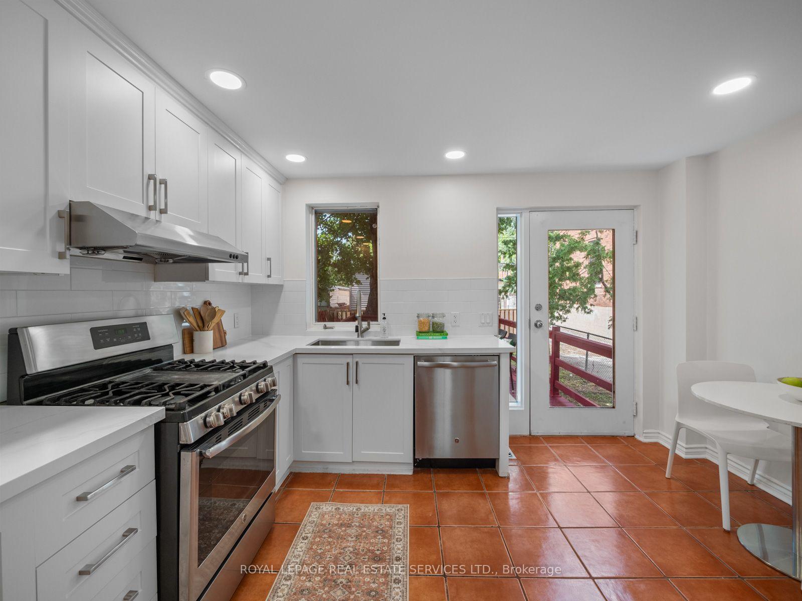 Photo 16 of 554 Runnymede Road, Toronto, Runnymede-Bloor West Village — HOMEH