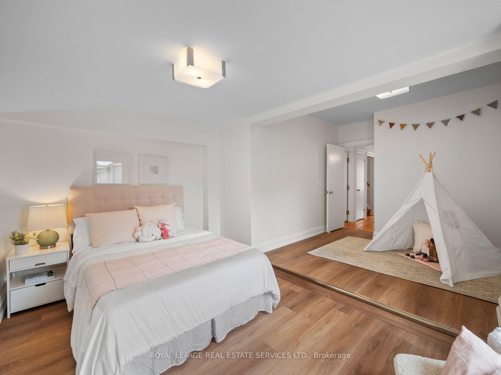 Photo 24 of 554 Runnymede Road, Toronto, Runnymede-Bloor West Village — HOMEH