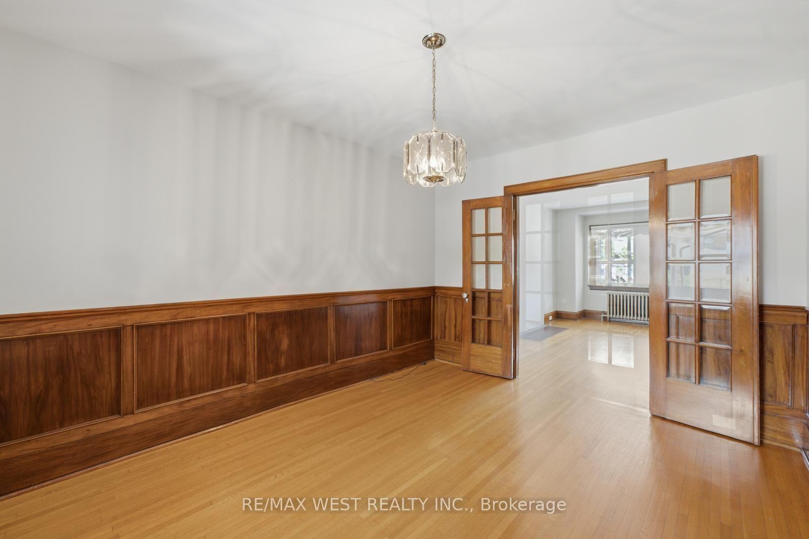 Photo 10 of 280 Westmount Avenue, Toronto, Oakwood Village — HOMEH