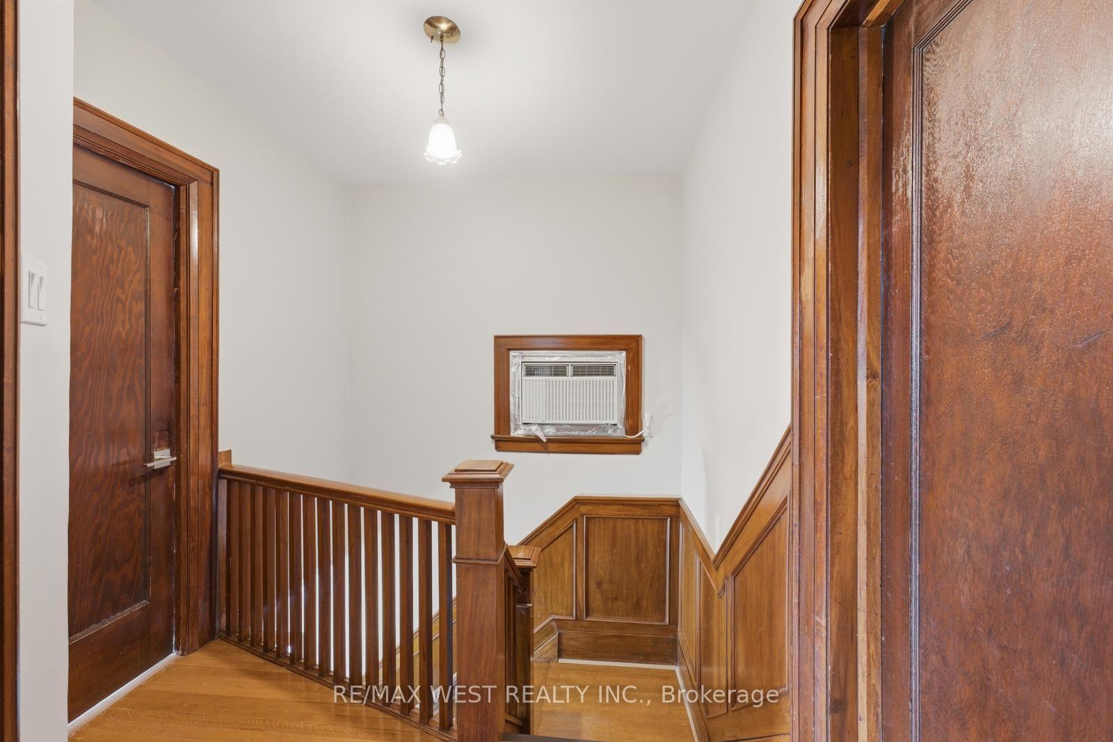 Photo 22 of 280 Westmount Avenue, Toronto, Oakwood Village — HOMEH