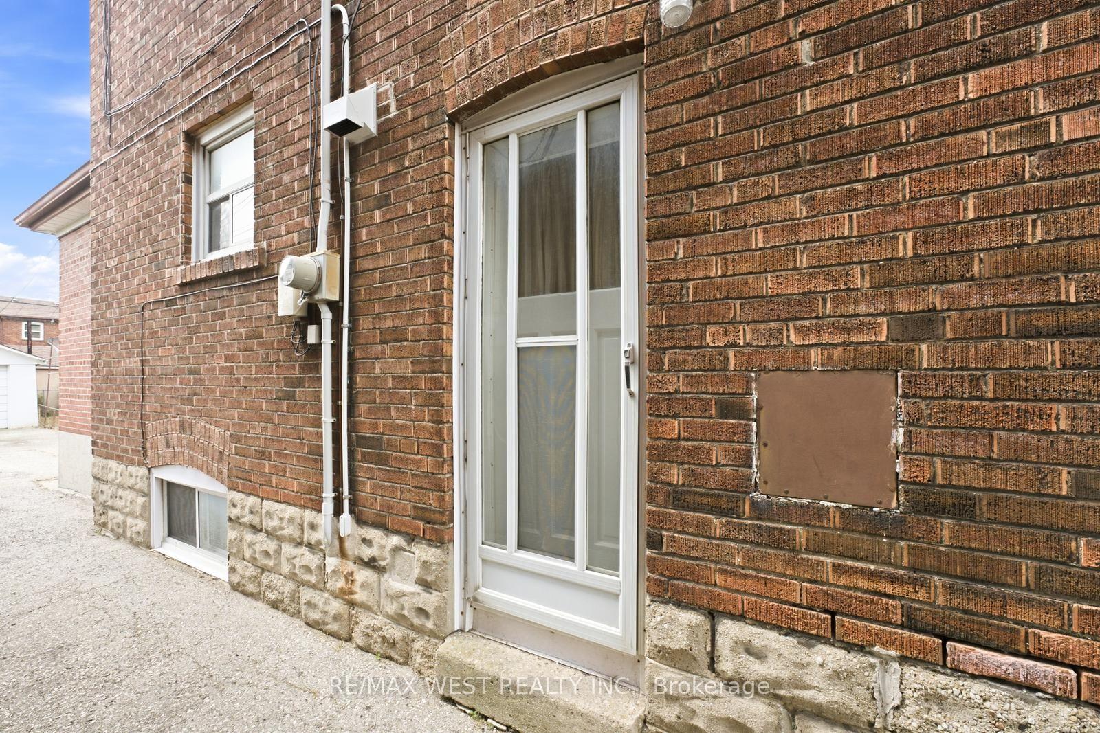 Photo 40 of 280 Westmount Avenue, Toronto, Oakwood Village — HOMEH