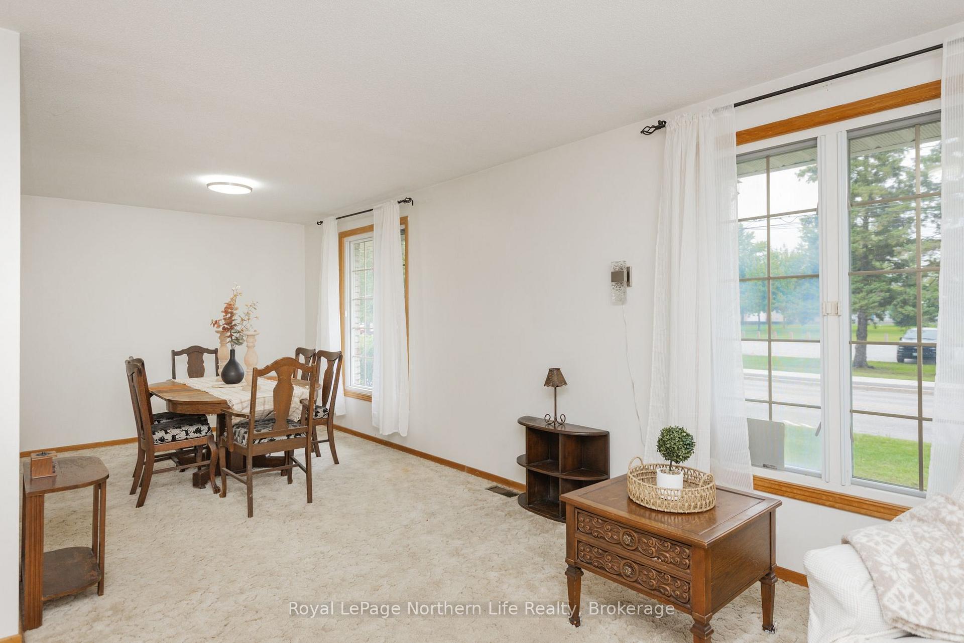 Photo 7 of 855 Memorial Drive, North Bay, Ferris — HOMEH