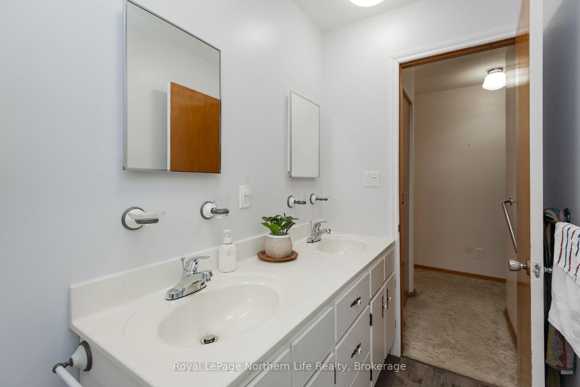 Photo 21 of 855 Memorial Drive, North Bay, Ferris — HOMEH