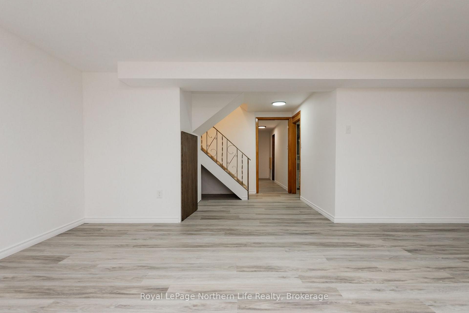Photo 27 of 855 Memorial Drive, North Bay, Ferris — HOMEH