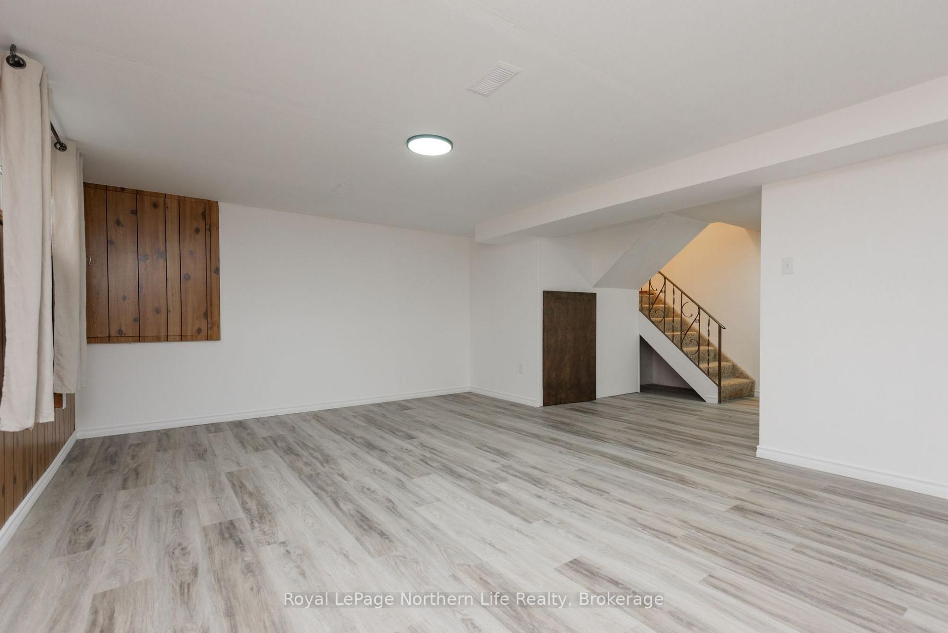 Photo 28 of 855 Memorial Drive, North Bay, Ferris — HOMEH