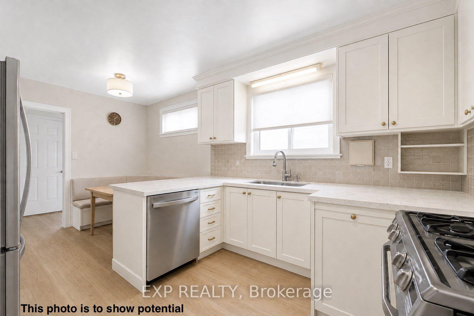Photo 5 of 20 Marlena Drive, Scarborough, West Hill — HOMEH