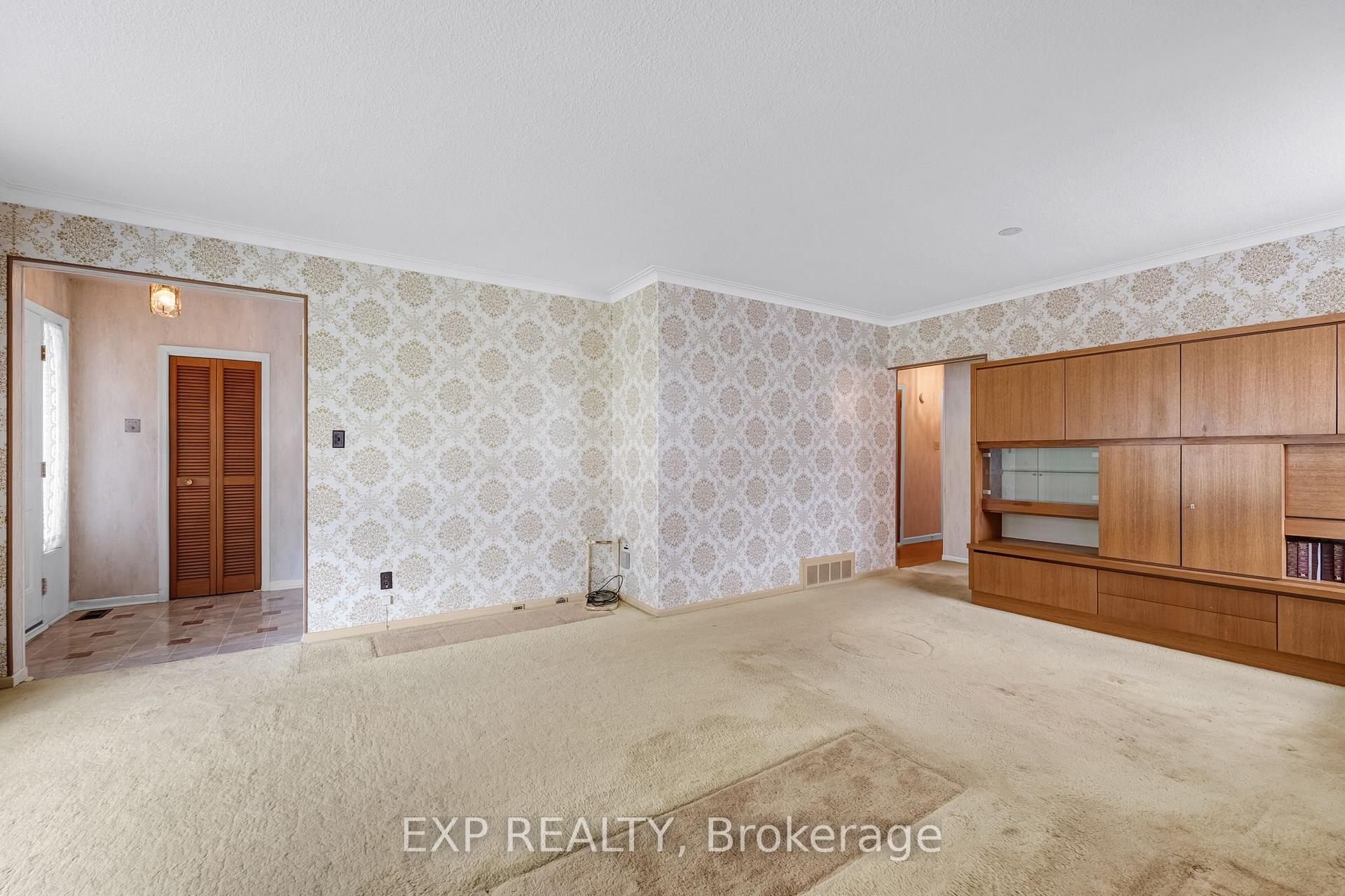 Photo 13 of 20 Marlena Drive, Scarborough, West Hill — HOMEH