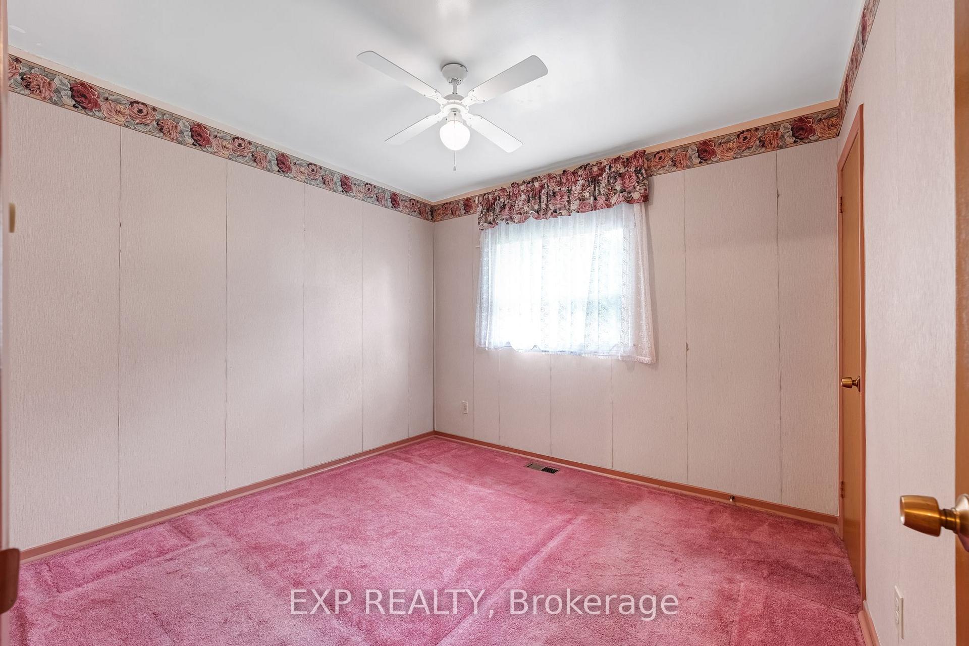 Photo 16 of 20 Marlena Drive, Scarborough, West Hill — HOMEH
