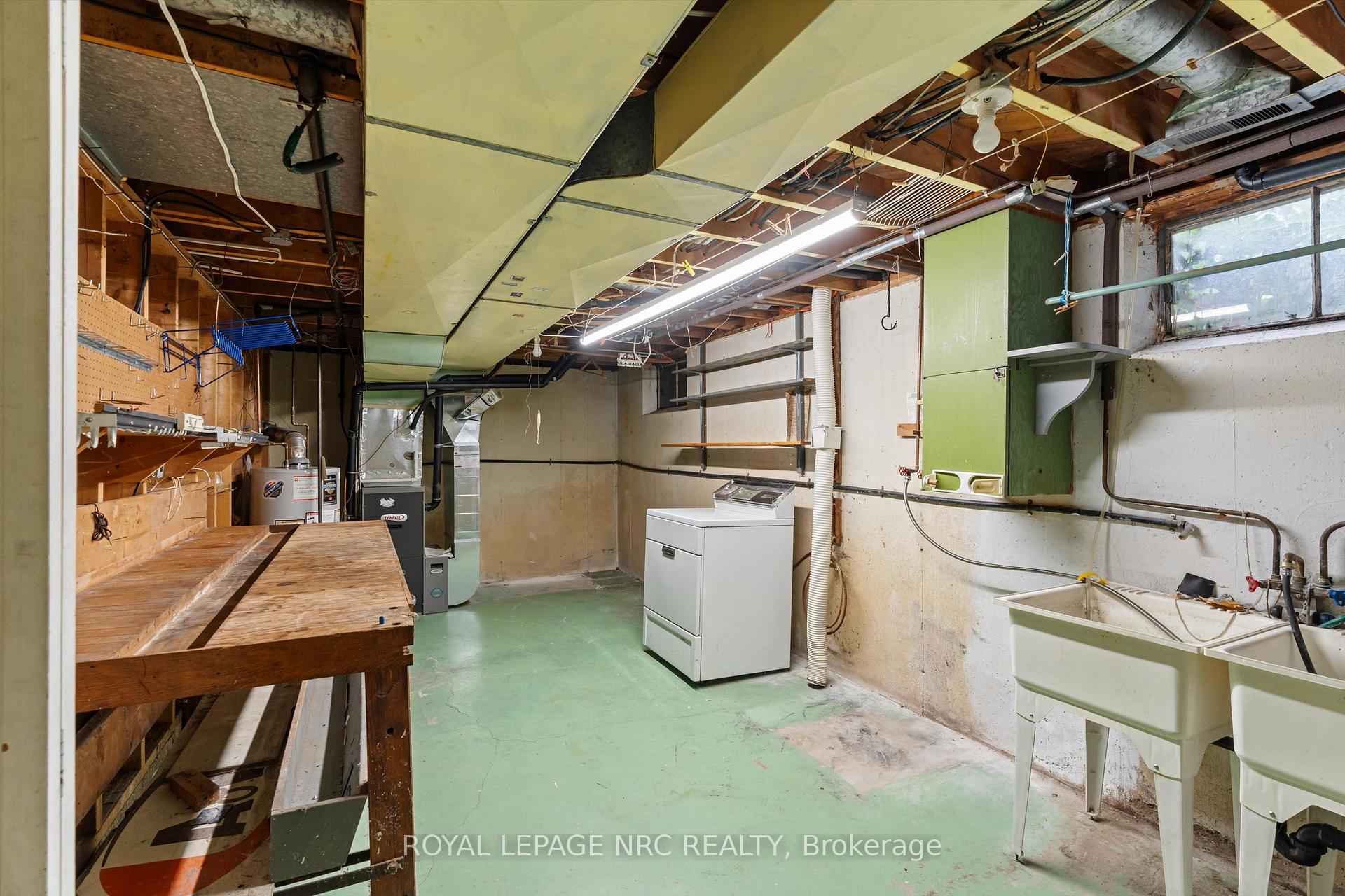 Photo 35 of 21 Parklane Crescent, St. Catharines, Glendale/Glenridge — HOMEH