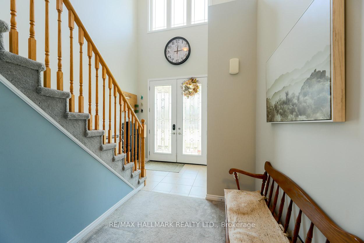 Photo 2 of 255 Diana Drive, Orillia — HOMEH