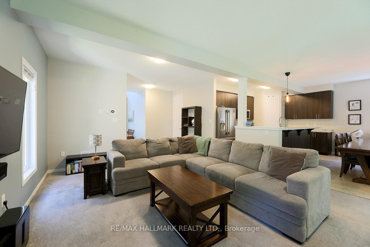 Photo 3 of 255 Diana Drive, Orillia — HOMEH