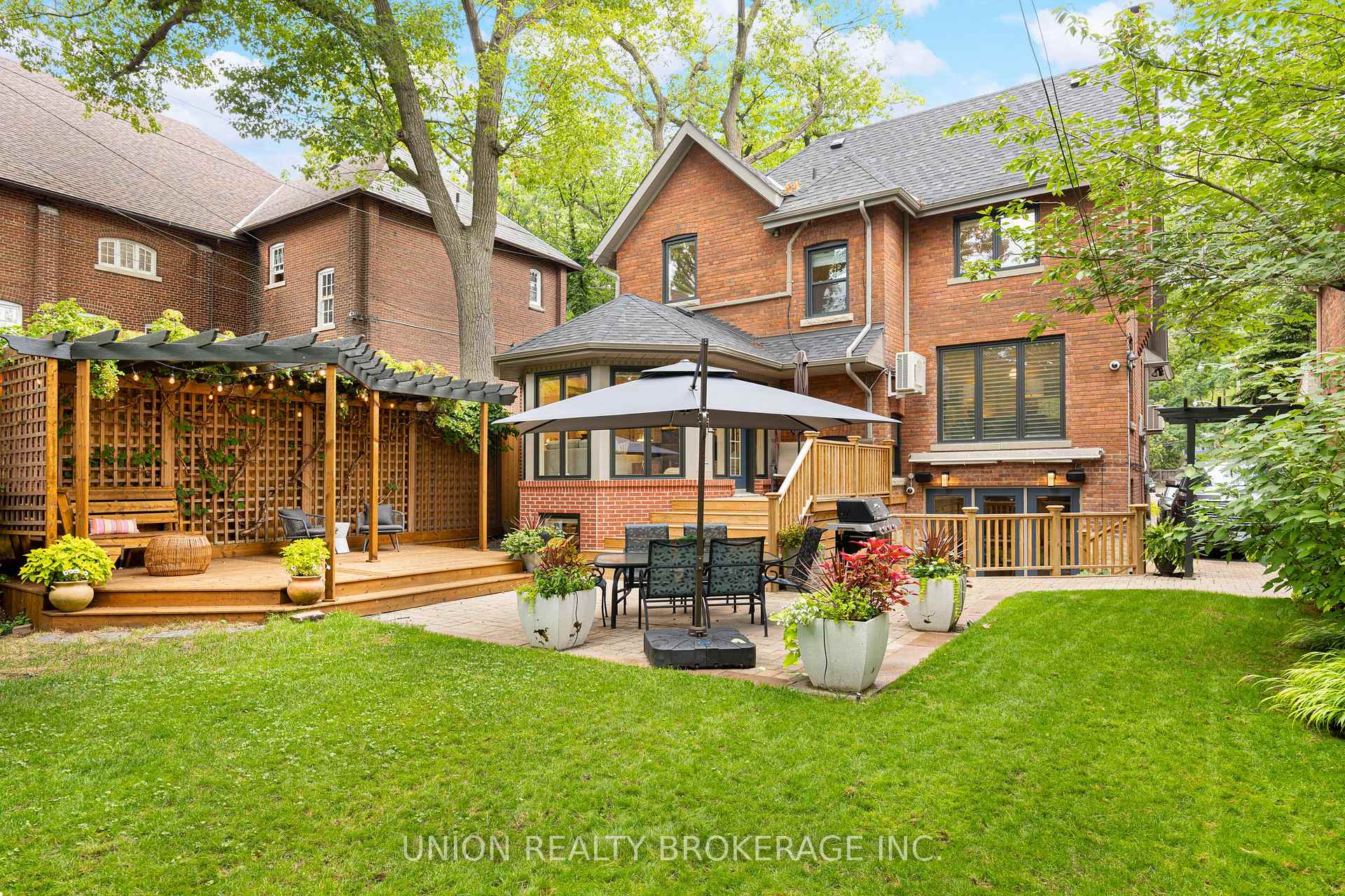 Photo 40 of 66 Silver Birch Avenue, Toronto, The Beaches — HOMEH