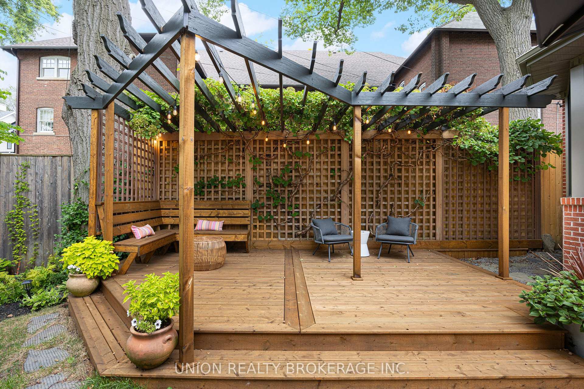 Photo 47 of 66 Silver Birch Avenue, Toronto, The Beaches — HOMEH